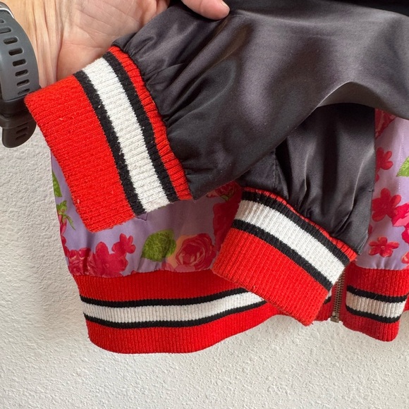 SILENCE+NOISE & URBAN OUTFITTERS Collab ‘Arielle’ Satin Bomber Jacket - Picture 10 of 17